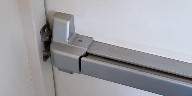 push bar door